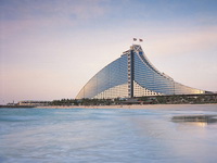  Jumeirah Beach Hotel 5*